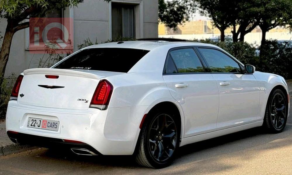 Chrysler 300
